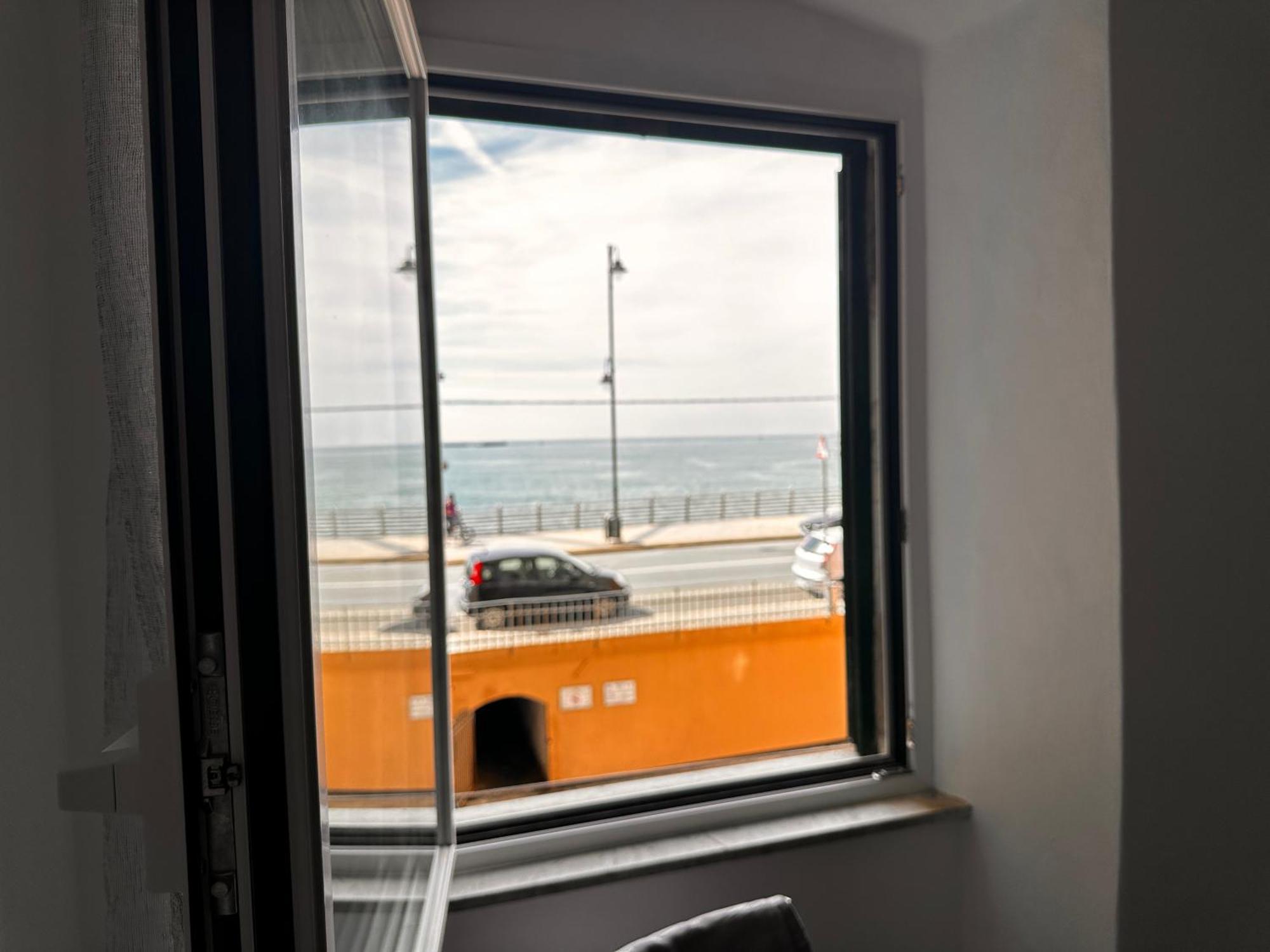 La Casa Di Dory In Primopiano Appartement Genua Buitenkant foto